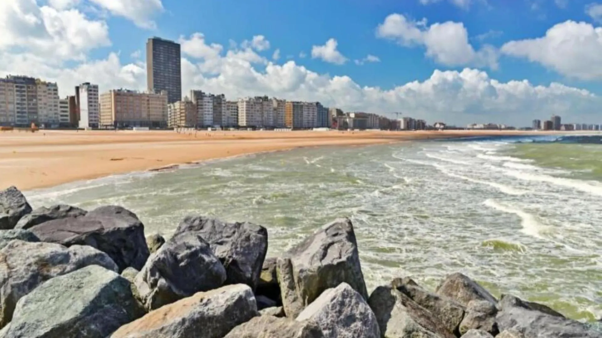 Romantic Apartment With View Oostende