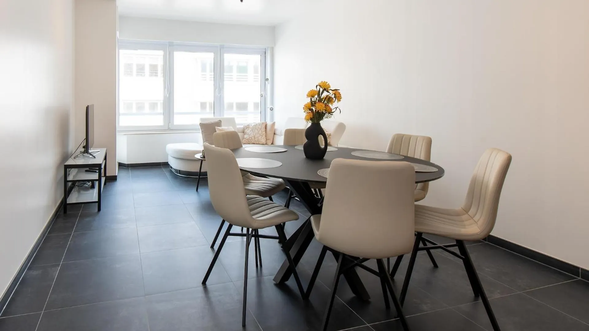 Romantic Apartment With View Oostende Belgien